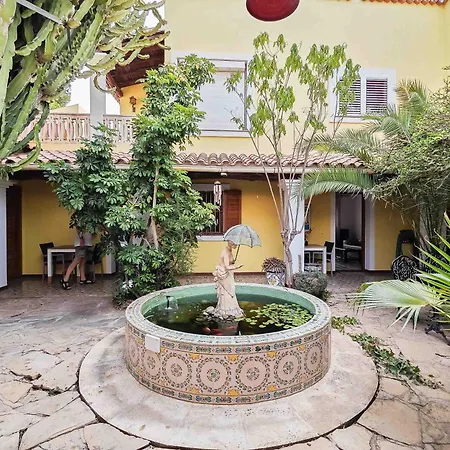 Tamaris Villa Santa Eularia des Riu